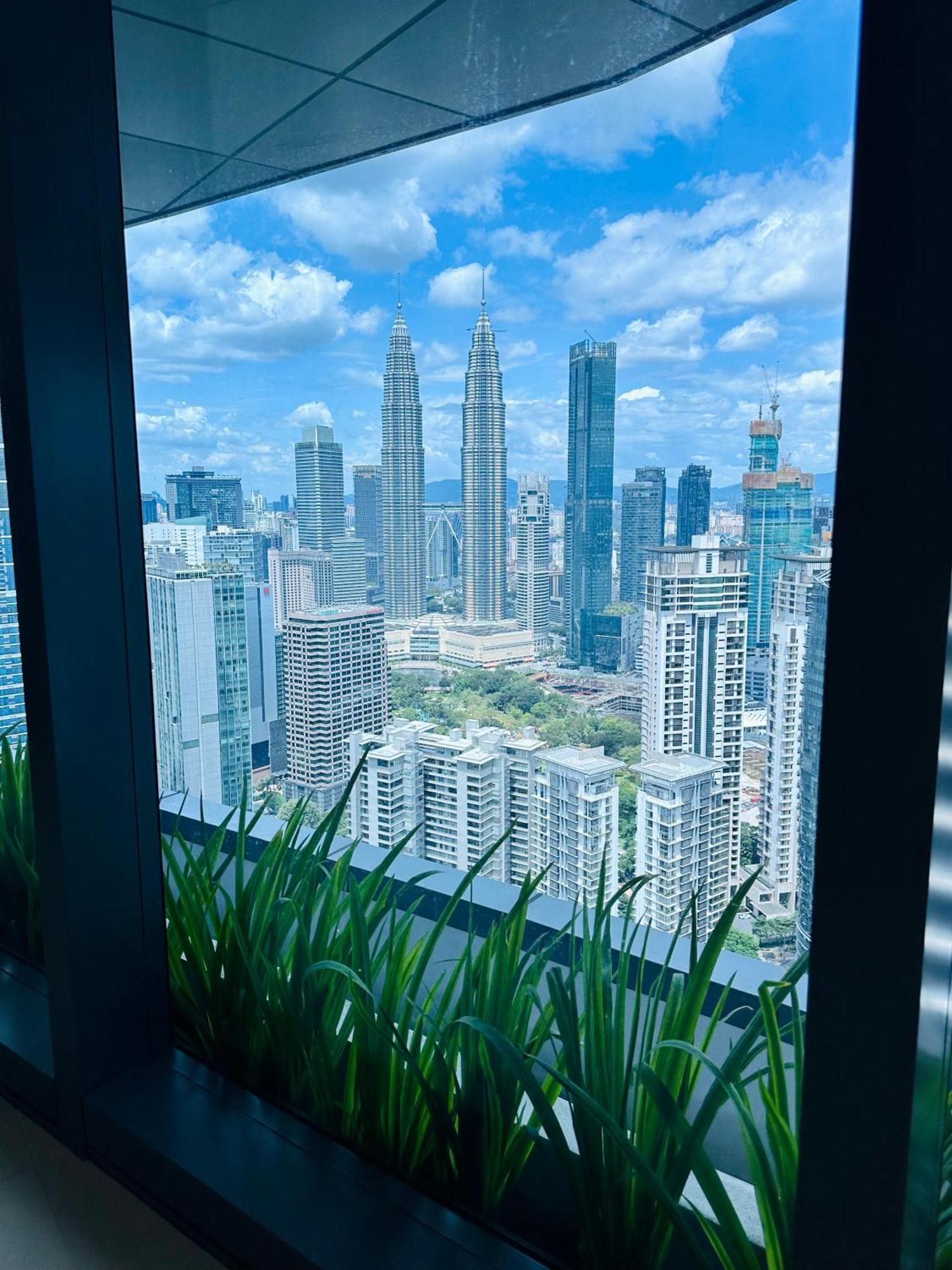 Eaton Residence Klcc Kuala Lumpur Exterior foto