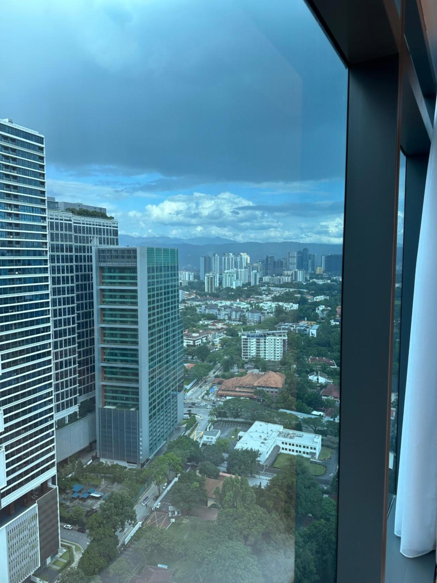 Eaton Residence Klcc Kuala Lumpur Exterior foto